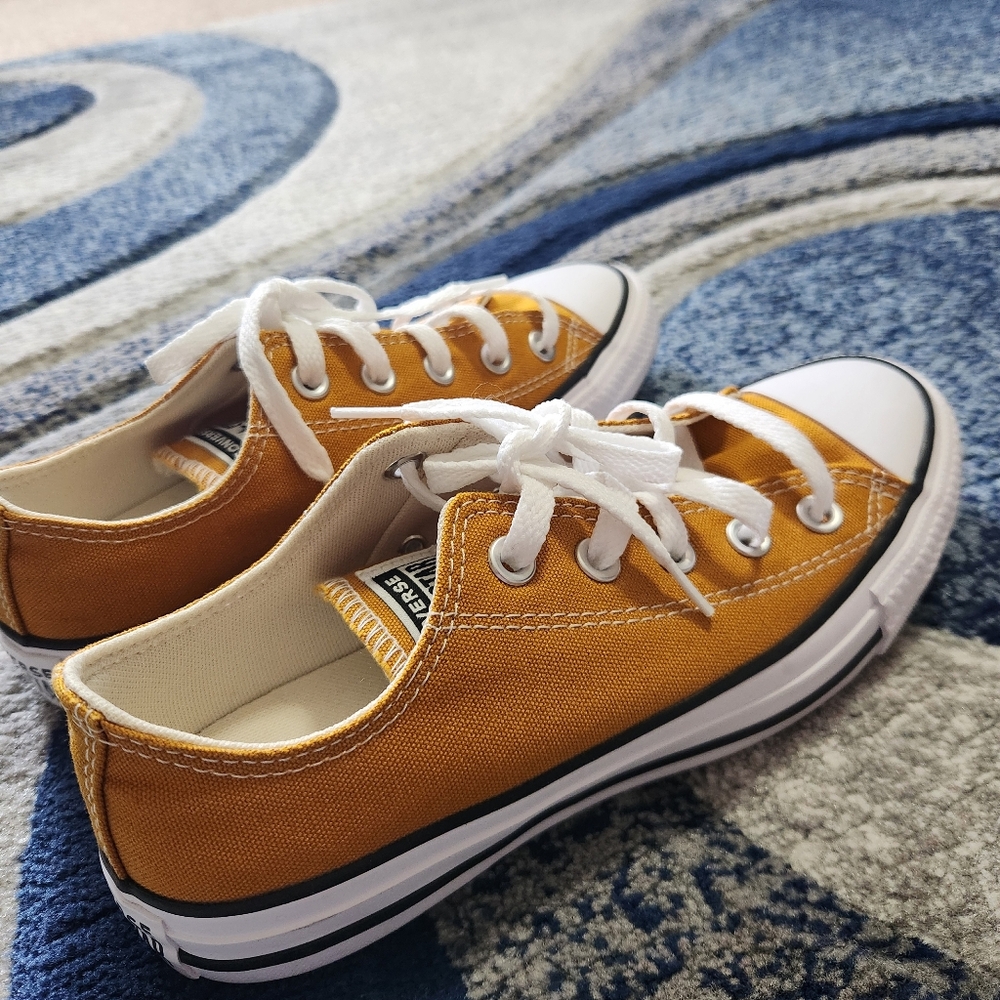 Converse - Picture 4 of 6